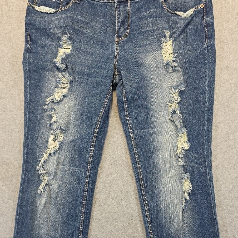Ariya Jeans Distressed Skinny Raw Hem Y2K Grunge Denim Size 13/14 - Picture 3 of 10